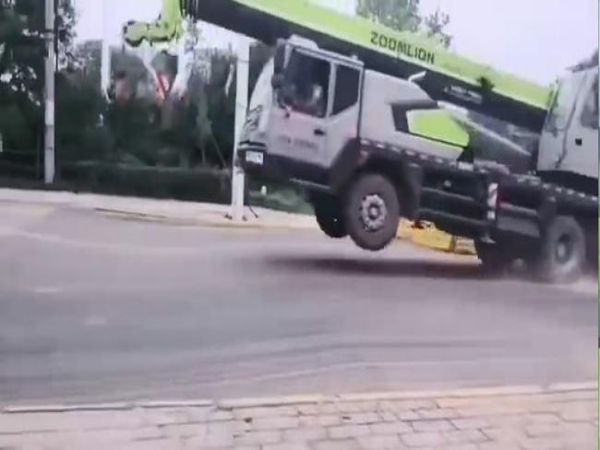 正定县吊车出租公司电话_贵州黔东南吊车出租